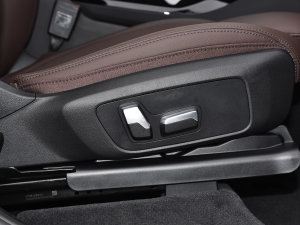 2022Ŀ xDrive30i I Mҹb g