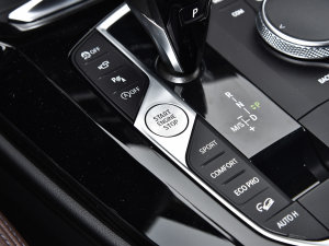 2022Ŀ xDrive30i I Mҹb п؅^