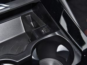 2022Ŀ xDrive30i I Mҹb п؅^(q)