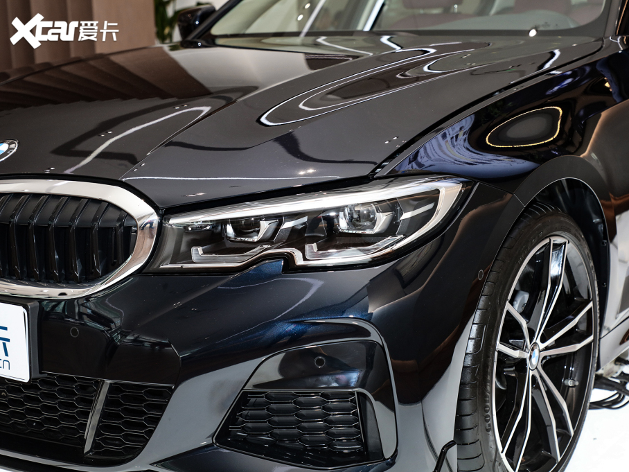 2022R3ϵ 325Li M\(yn)(dng)b