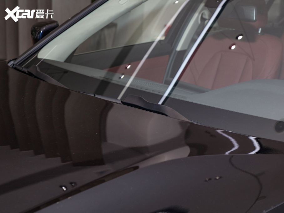 2022R3ϵ 325Li M\b