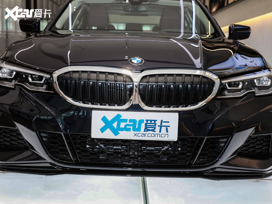 2022R3ϵ 325Li M\b