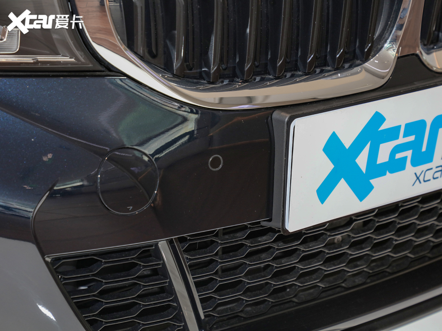 2022R3ϵ 325Li M\b