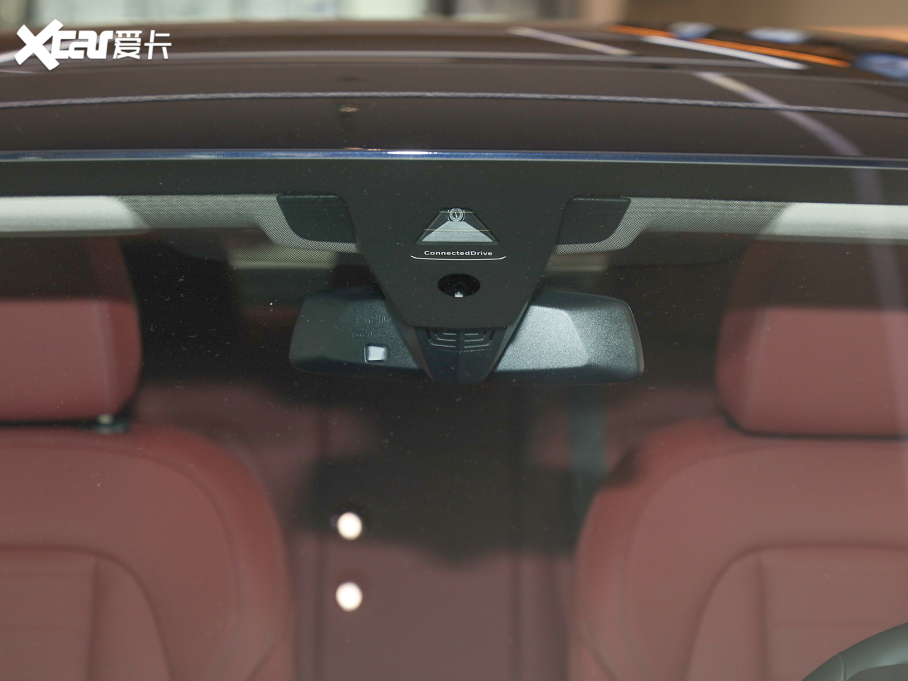 2022R3ϵ 325Li M\b