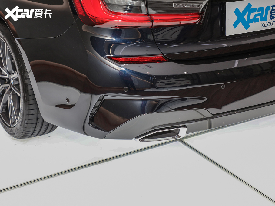 2022R3ϵ 325Li M\b