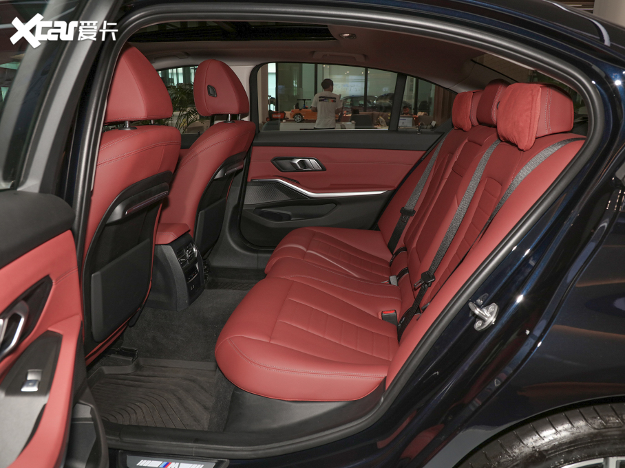 2022R3ϵ 325Li M\b