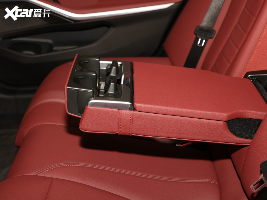 2022R3ϵ 325Li M\b