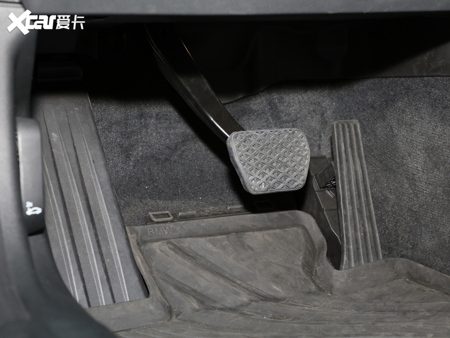 2022R3ϵ 325Li M\b