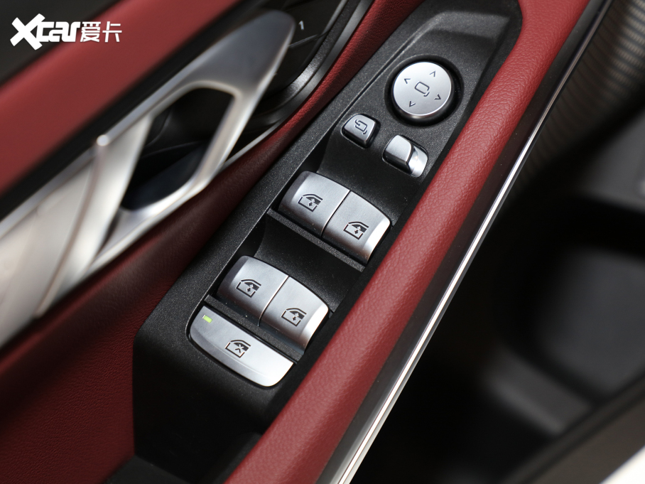 2022R3ϵ 325Li M\b