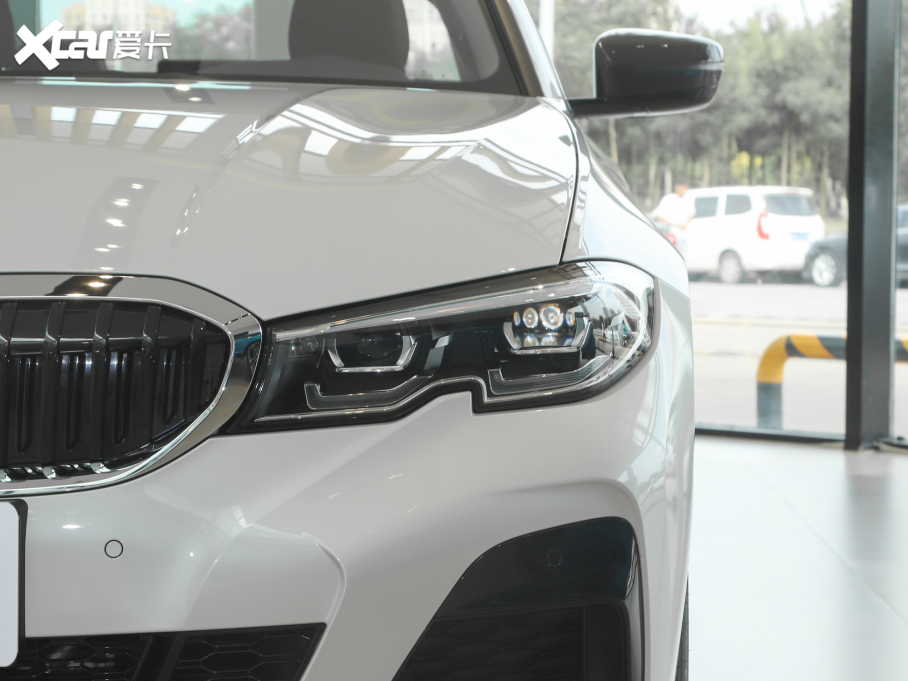 2022R3ϵ 325i M\b