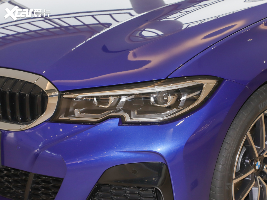 2022R3ϵ 320Li M\b