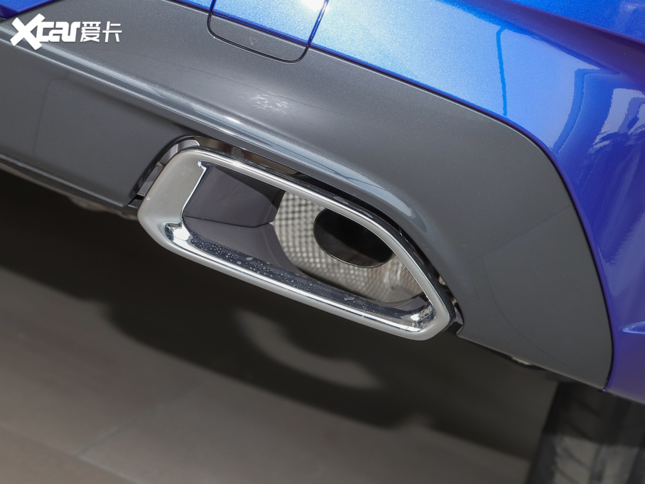 2022��R3ϵ 320Li M�\�����b