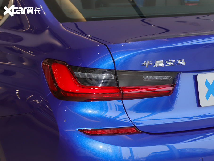 2022R3ϵ 320Li M\b