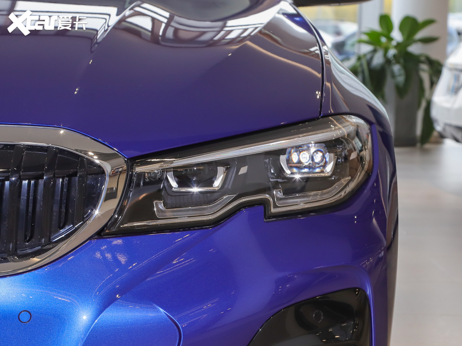 2022R3ϵ 320Li M\b