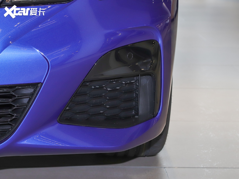 2022R3ϵ 320Li M\(yn)(dng)b