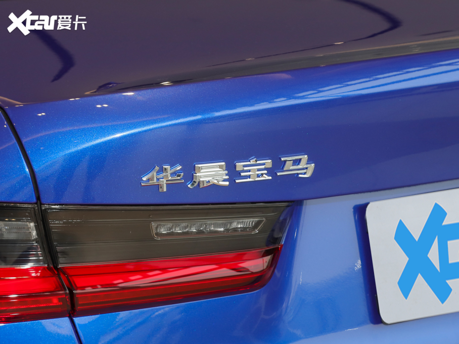 2022��R3ϵ 320Li M�\�����b