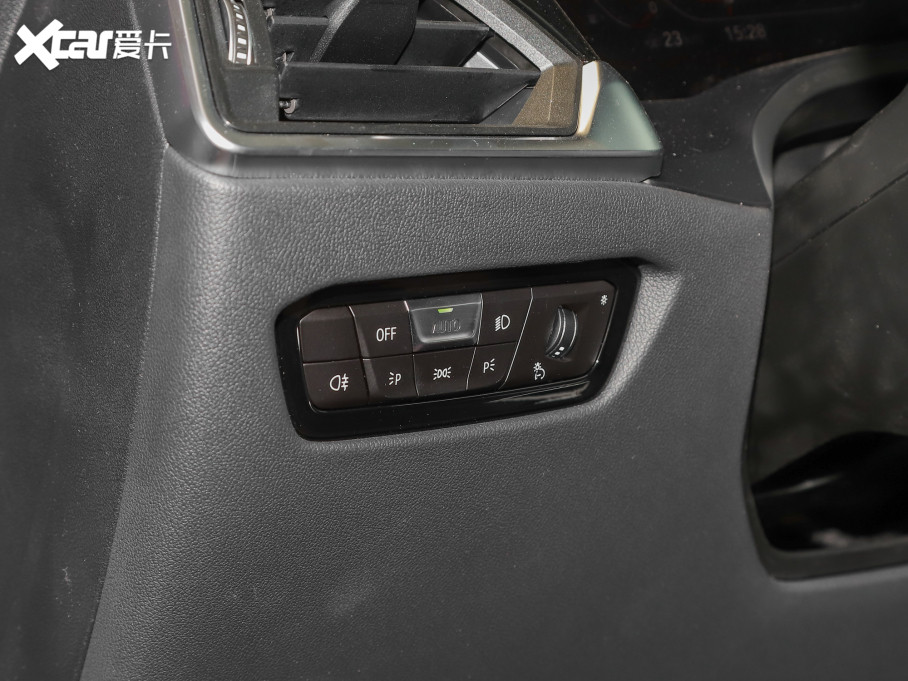 2022R3ϵ 320Li M\b