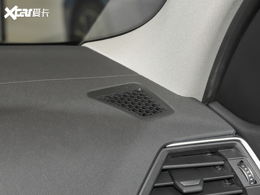 2022R3ϵ 320Li M\b