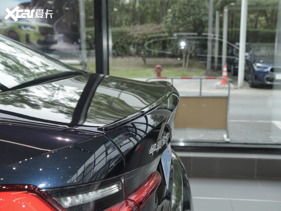 2022R3ϵ 325i M\ҹb