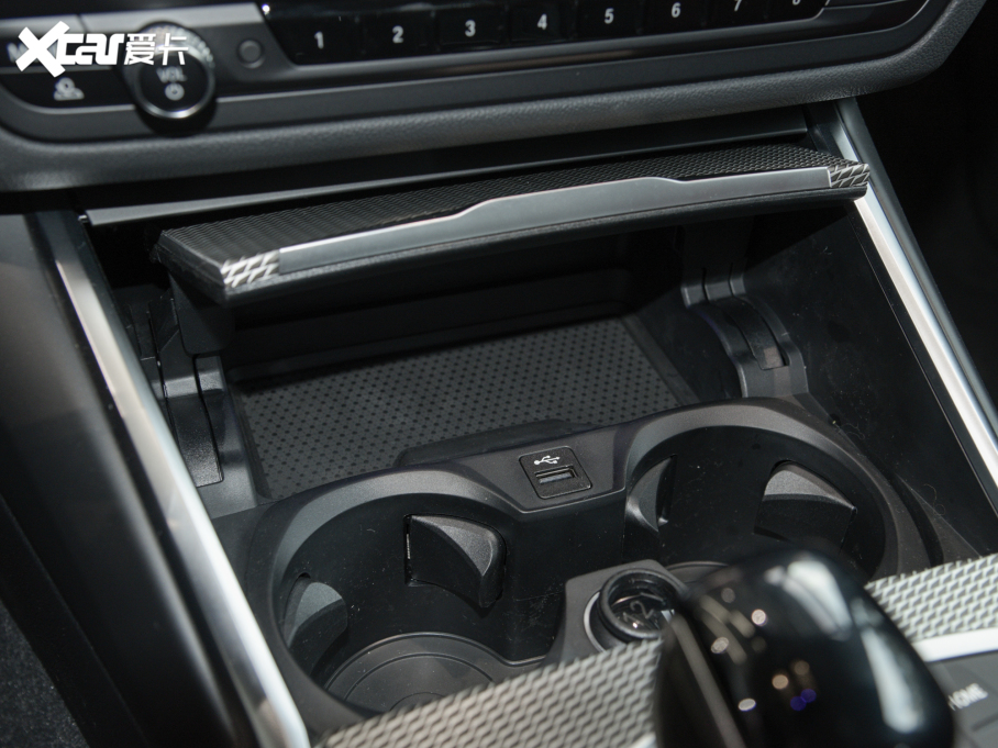 2022R3ϵ 325i M\ҹb