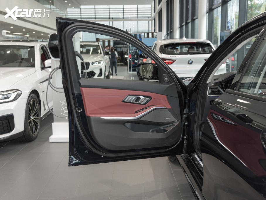 2022R3ϵ 325i M\ҹb