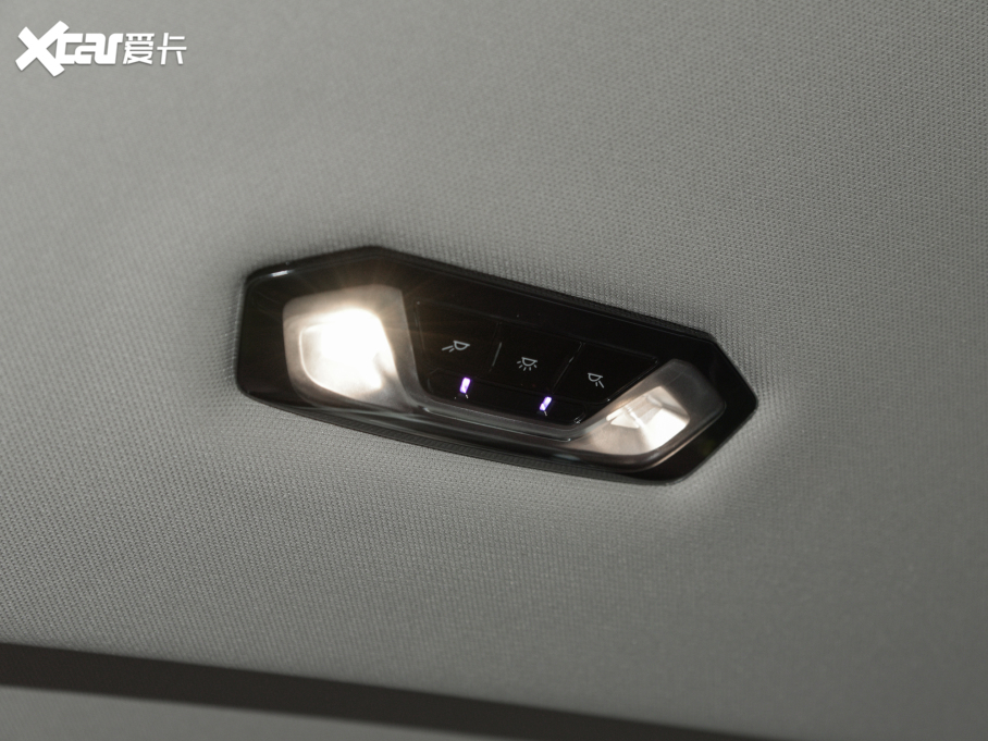 2022R3ϵ 325i M\ҹb