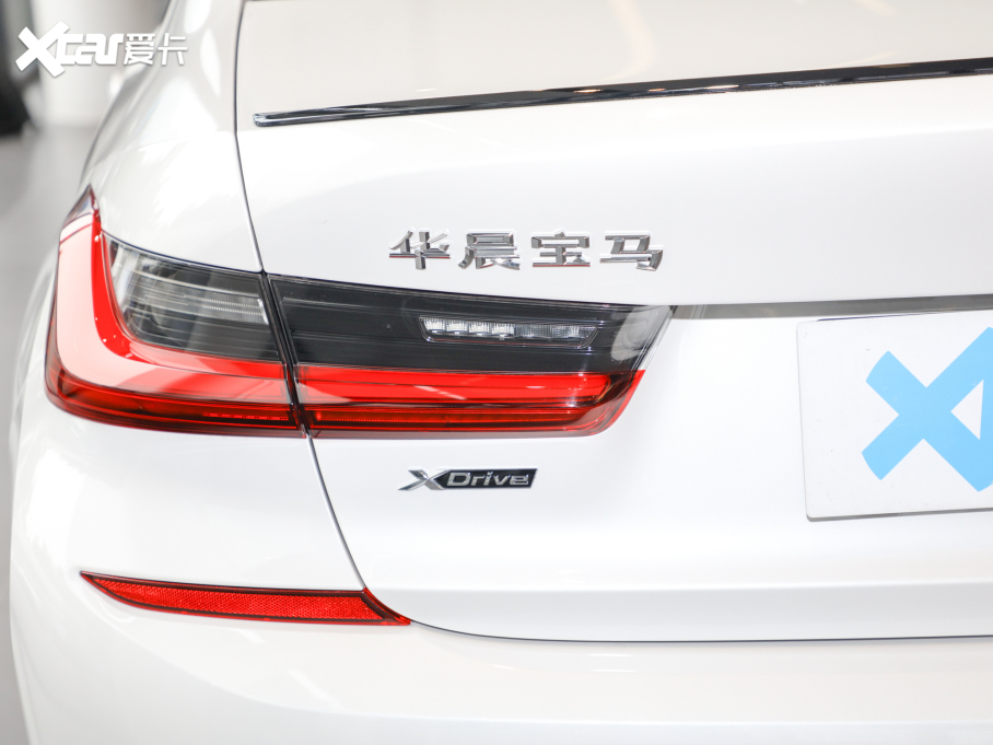 2022R3ϵ 330Li xDriver M\ҹb