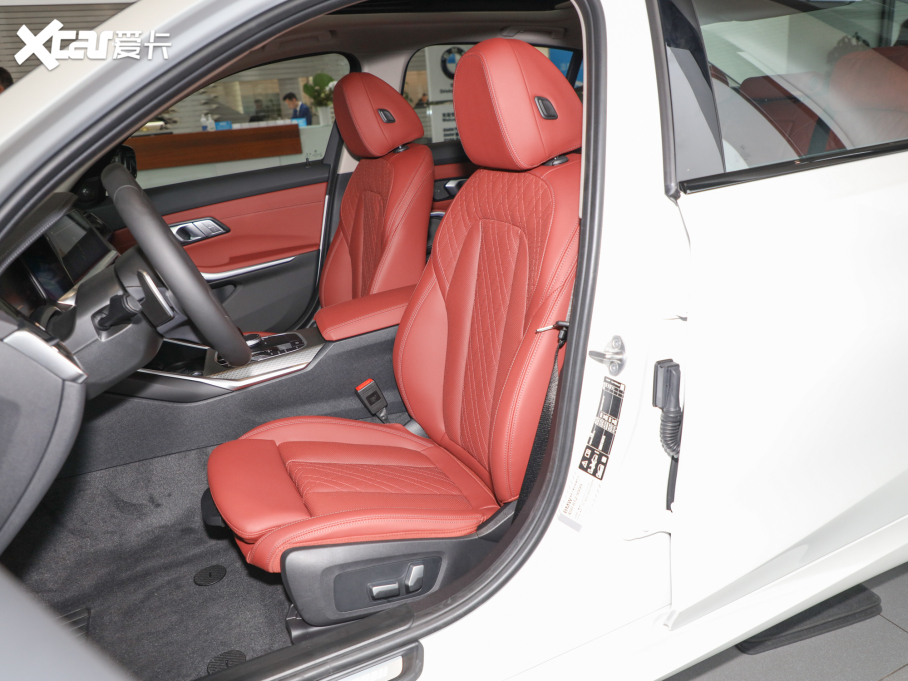 2022R3ϵ 330Li xDriver M\(yn)(dng)ҹb