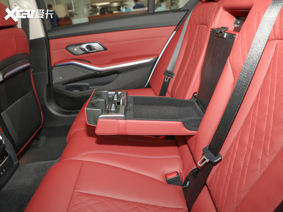 2022R3ϵ 330Li xDriver M\ҹb