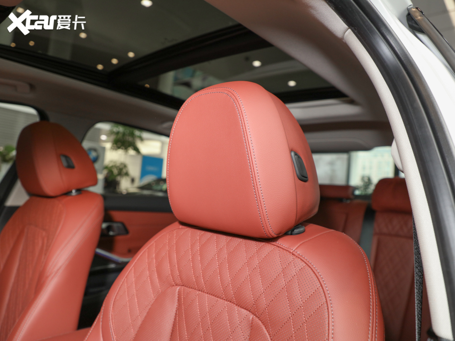 2022R3ϵ 330Li xDriver M\ҹb