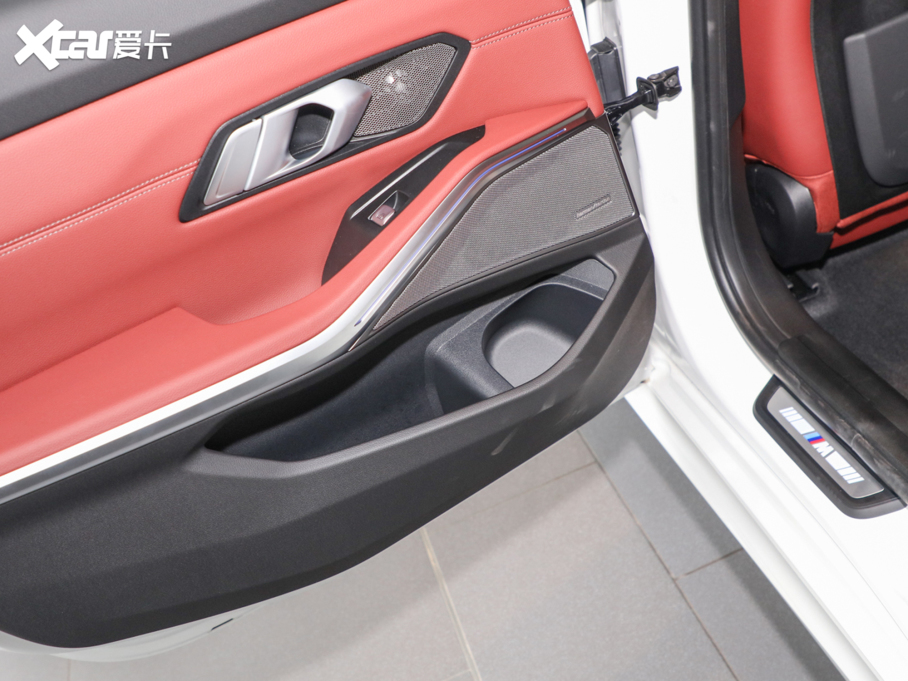 2022R3ϵ 330Li xDriver M\ҹb