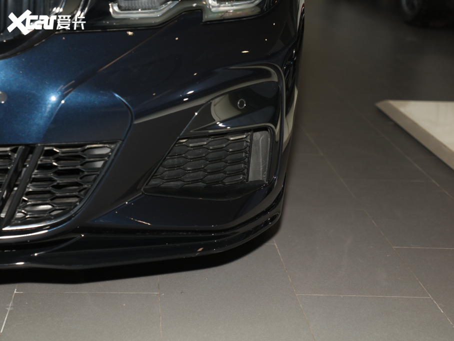 2022R3ϵ 330i M\ҹb