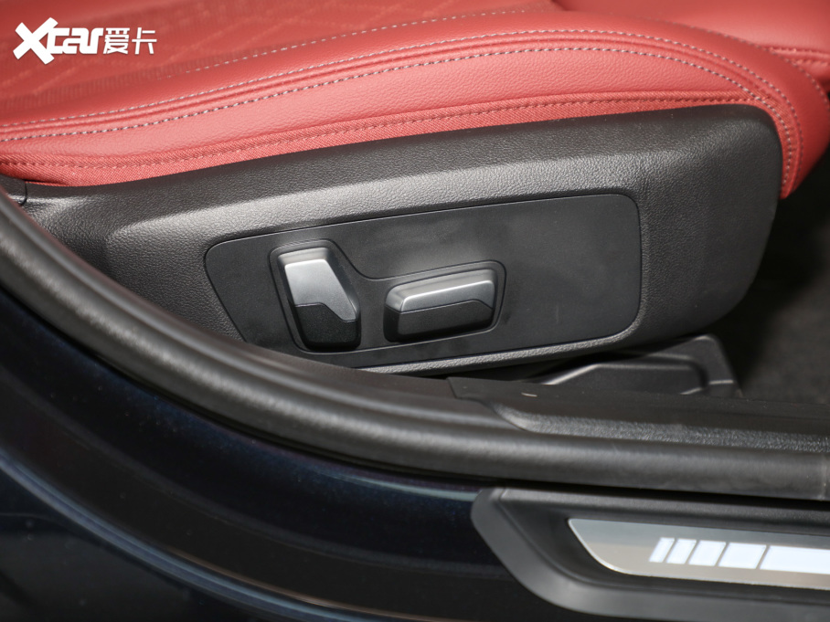 2022R3ϵ 330i M\ҹb