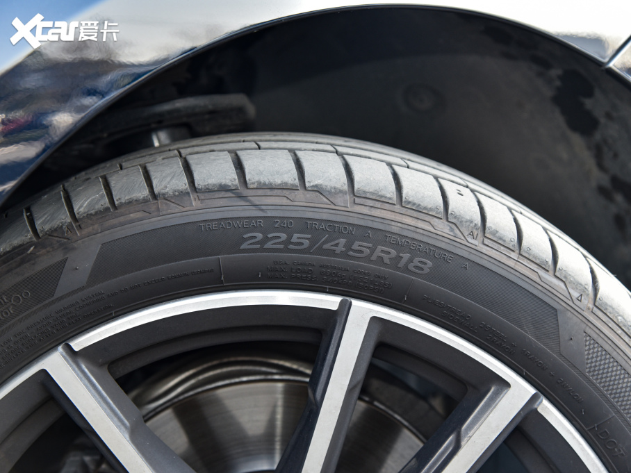 2022R3ϵ 325Li xDriver M\b