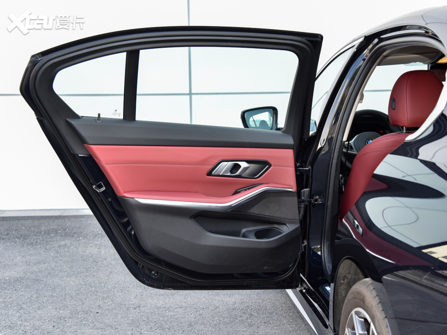 2022R3ϵ 325Li xDriver M\b