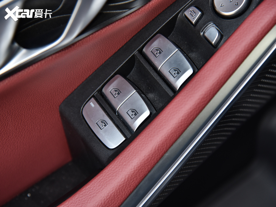 2022R3ϵ 325Li xDriver M\b