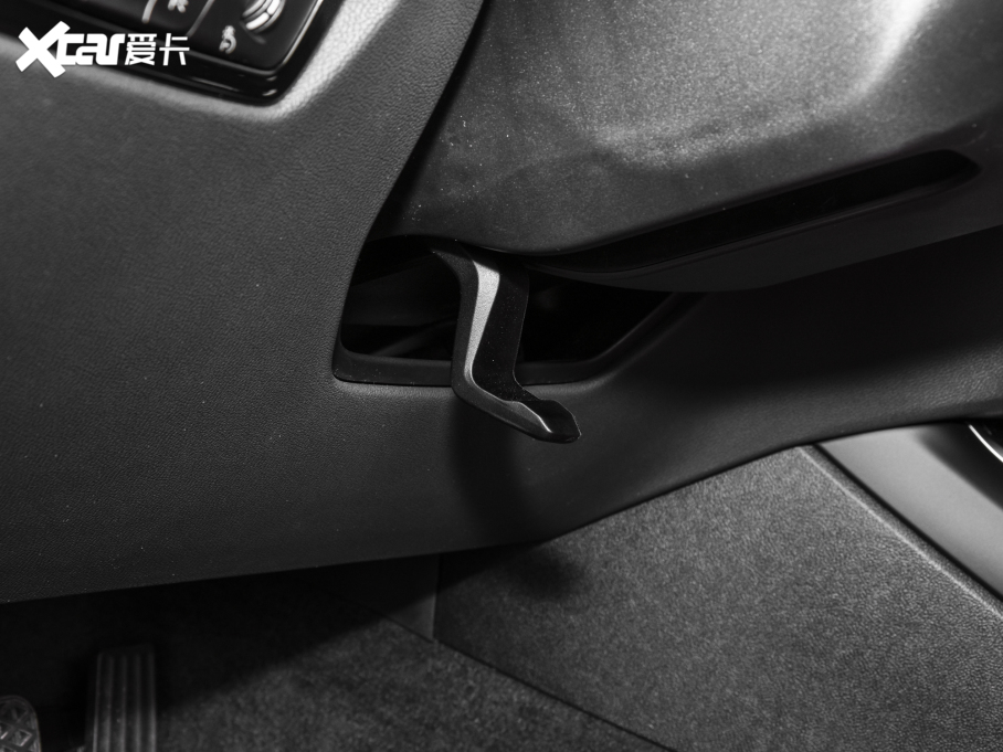 2022R3ϵ Ŀ 320Li M\b