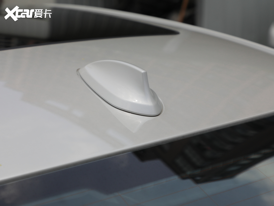 2022R3ϵ Ŀ 330Li xDrive M\ҹb