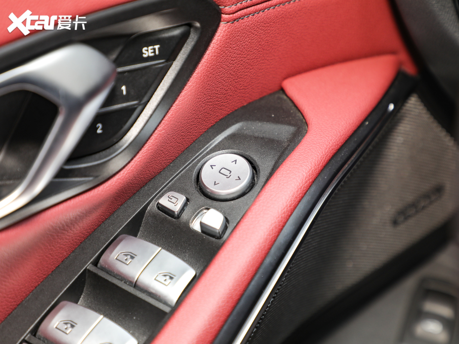 2022R3ϵ Ŀ 330Li xDrive M\ҹb