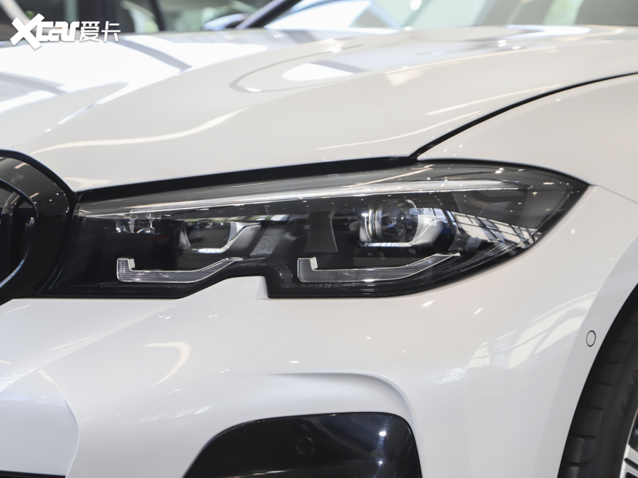 2022R3ϵ 330i M\ҹb