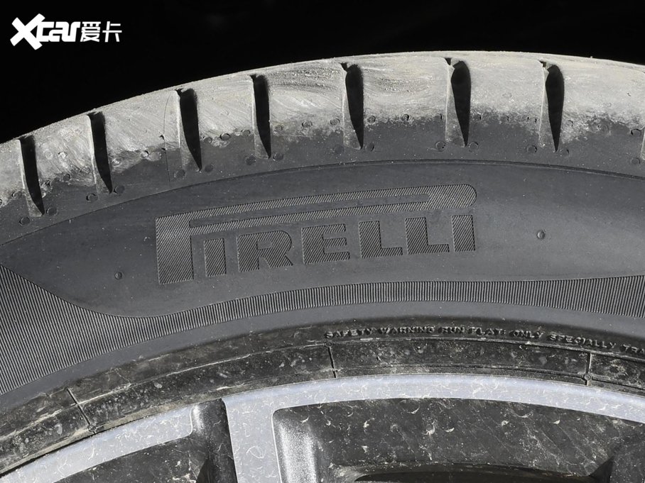 2022R3ϵ Ŀ 330Li xDrive M\ҹb