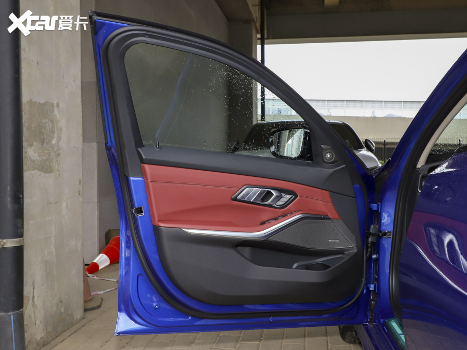 2022R3ϵ Ŀ 325i M\ҹb