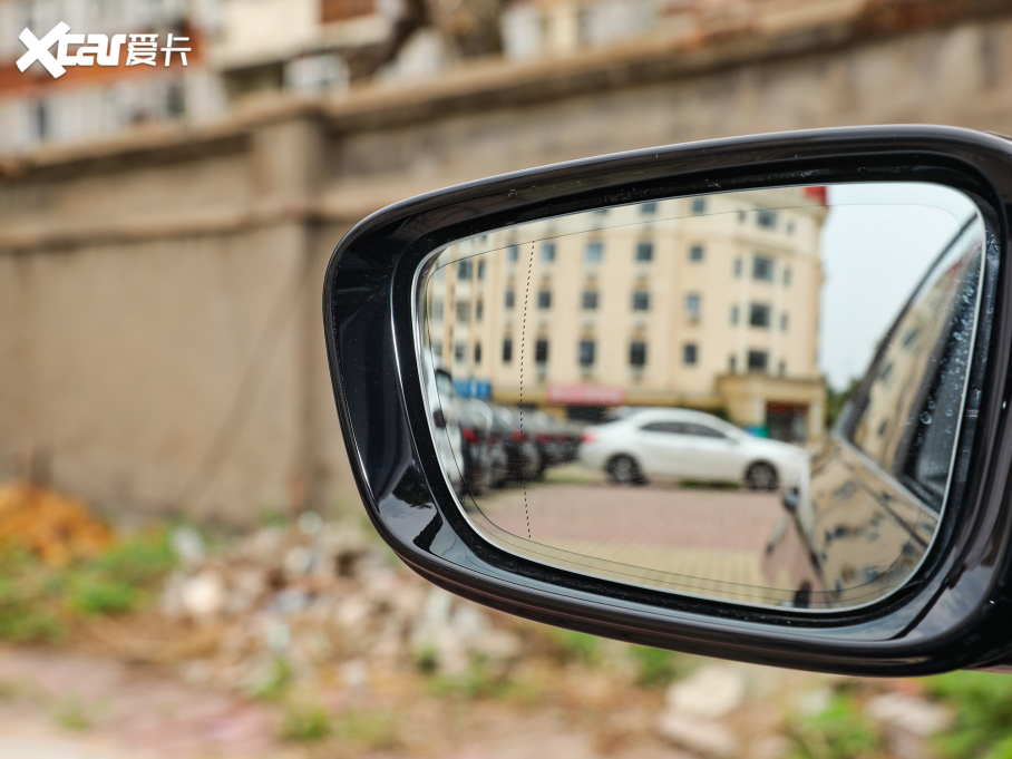 2022R3ϵ Ŀ 330i M\ҹb