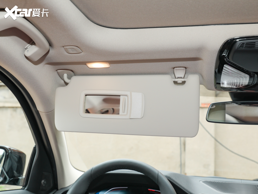 2022R3ϵ Ŀ 330i M\ҹb