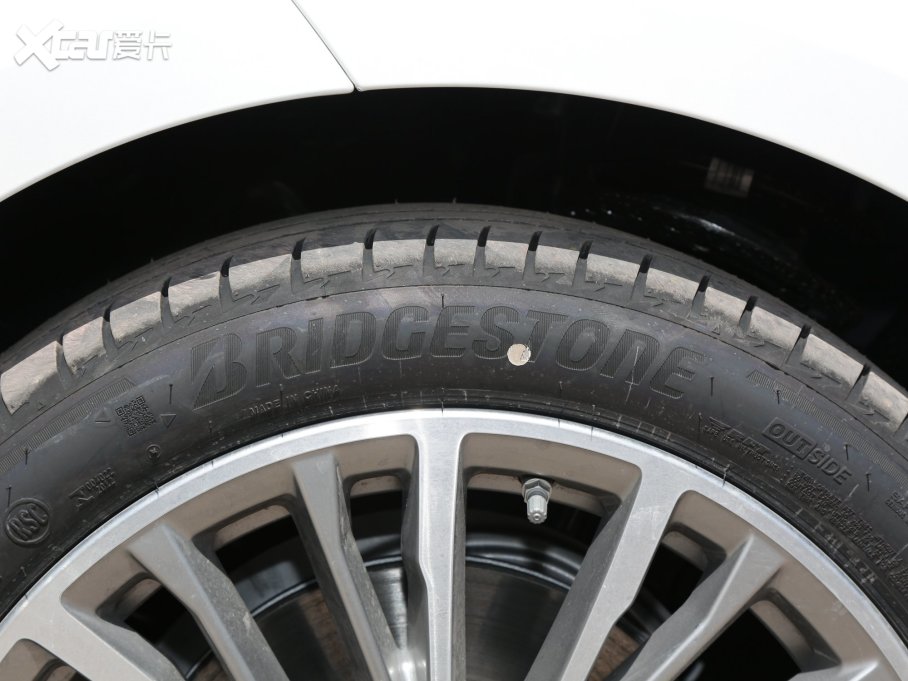 2022R3ϵ Ŀ 320i \b