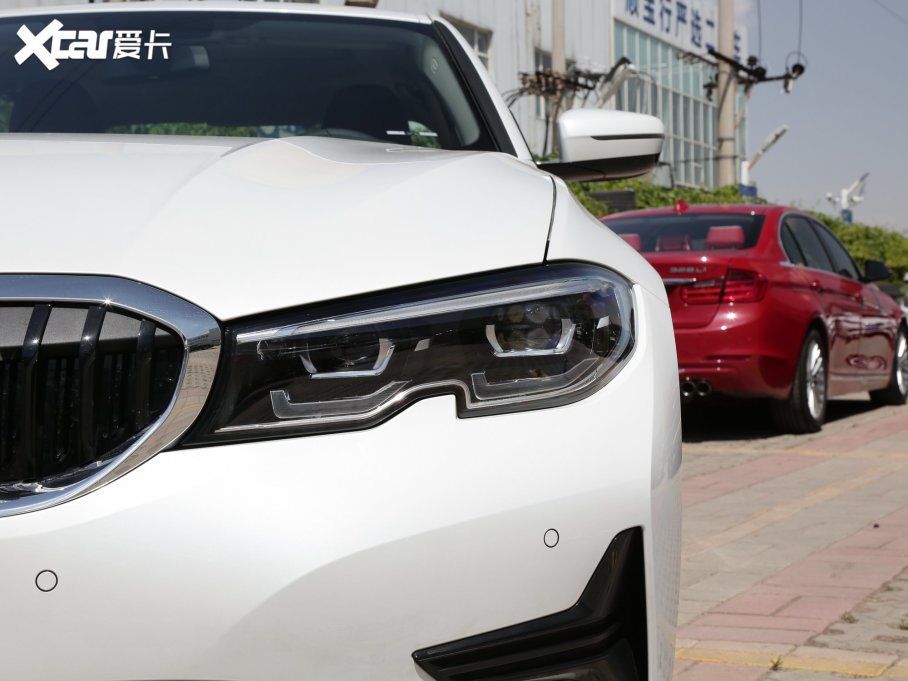 2022R3ϵ Ŀ 320i \b