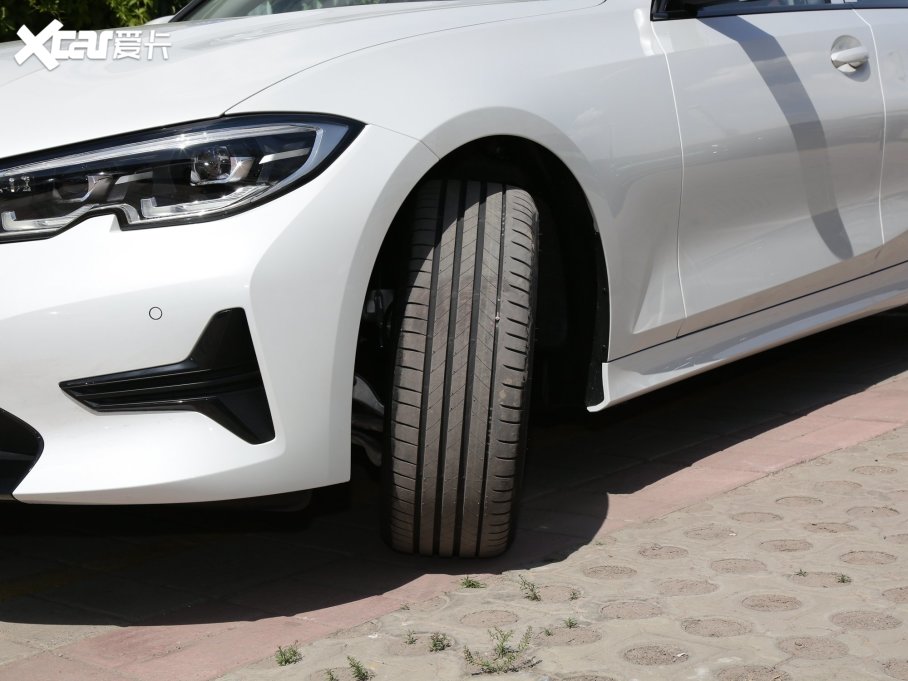 2022R3ϵ Ŀ 320i \b