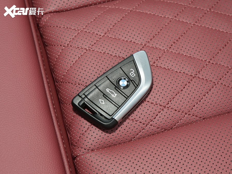 2022R3ϵ Ŀ 320i \b