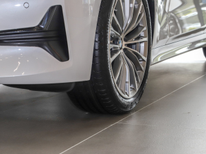 2022320i \b (x)(ji)^