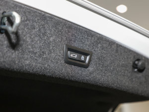 2022330Li xDriver M\ҹb g